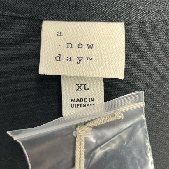 A New Day Adaptive Blazer – Side Zip – Seated Fit – Size XL – Black - Picture 3 of 6